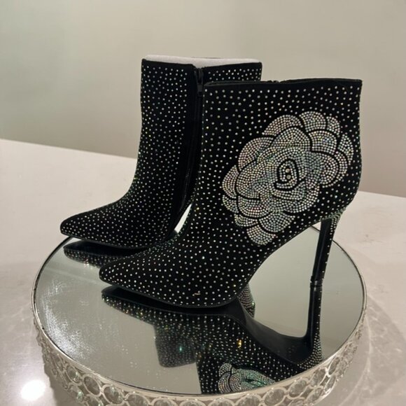 Black Suede Rhinstone Booties Size  9 - Picture 4 of 5
